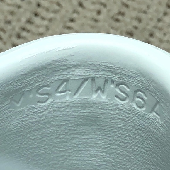 Sperry Float Slide Logo White Sandals Women's 6 Men’s 4 - Picture 9 of 9